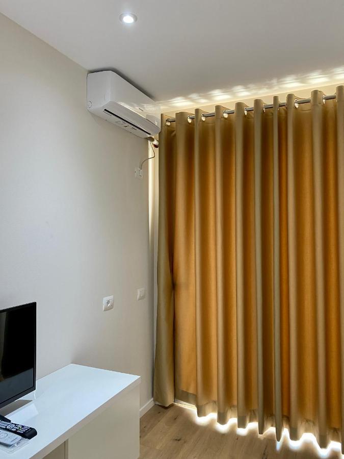 Violet'S Boutique Apartments Sarande Ngoại thất bức ảnh