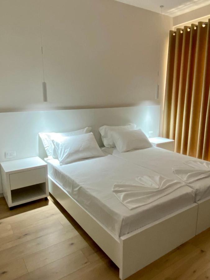 Violet'S Boutique Apartments Sarande Ngoại thất bức ảnh