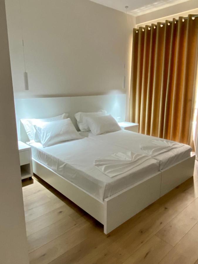 Violet'S Boutique Apartments Sarande Ngoại thất bức ảnh