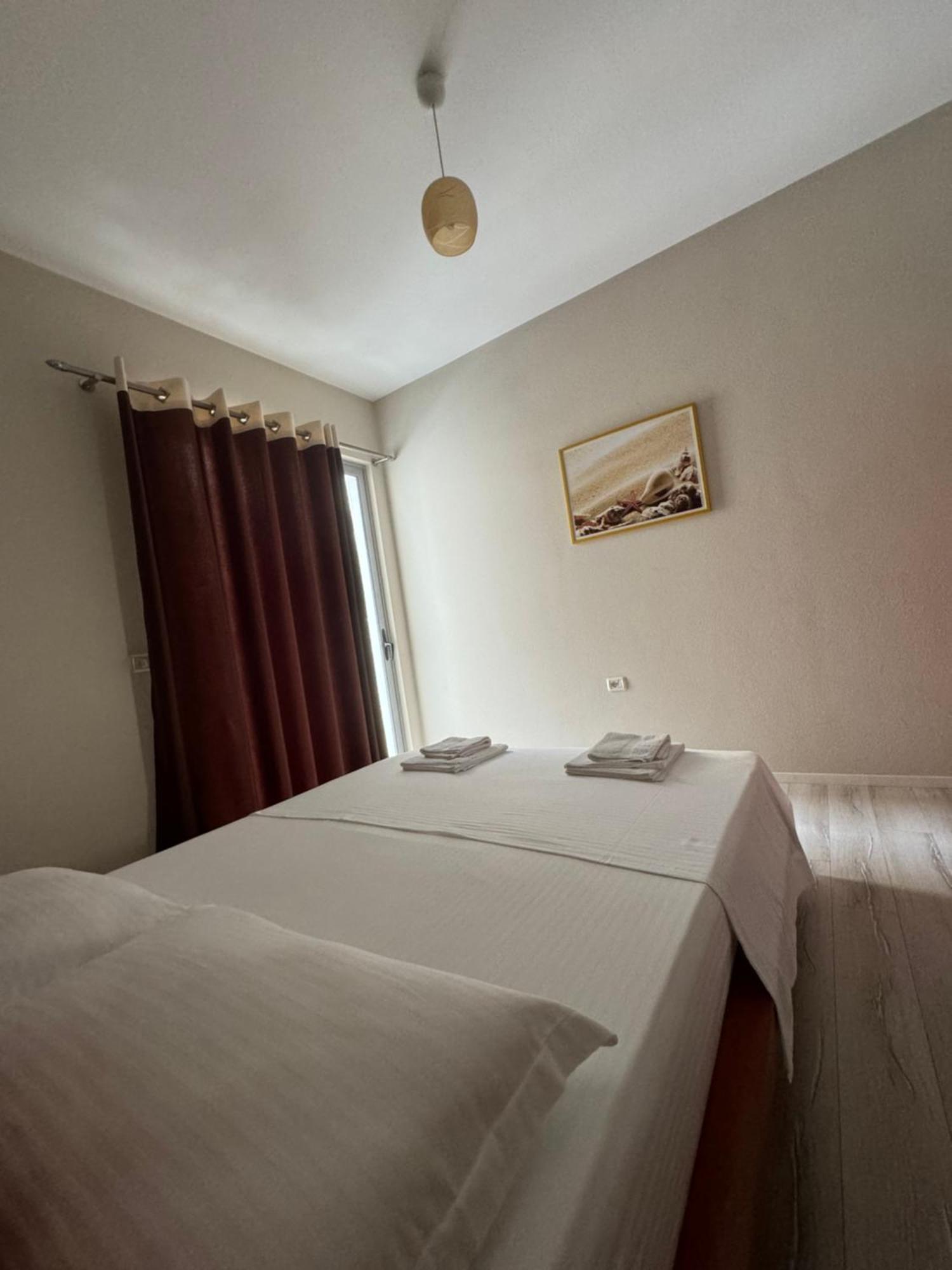 Violet'S Boutique Apartments Sarande Ngoại thất bức ảnh