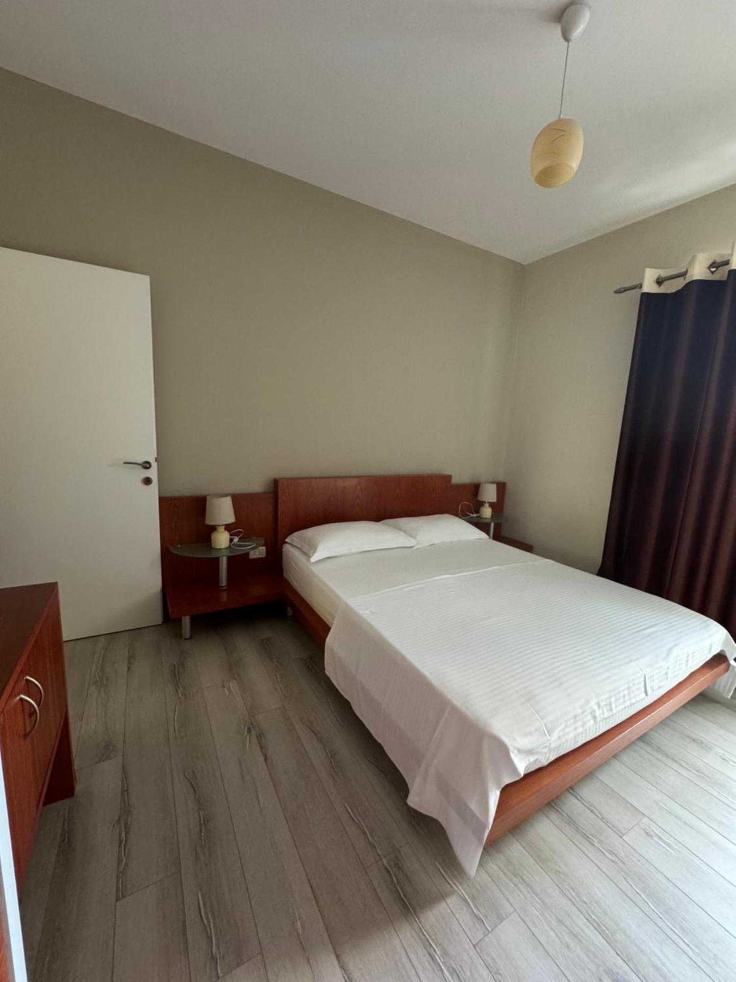 Violet'S Boutique Apartments Sarande Ngoại thất bức ảnh