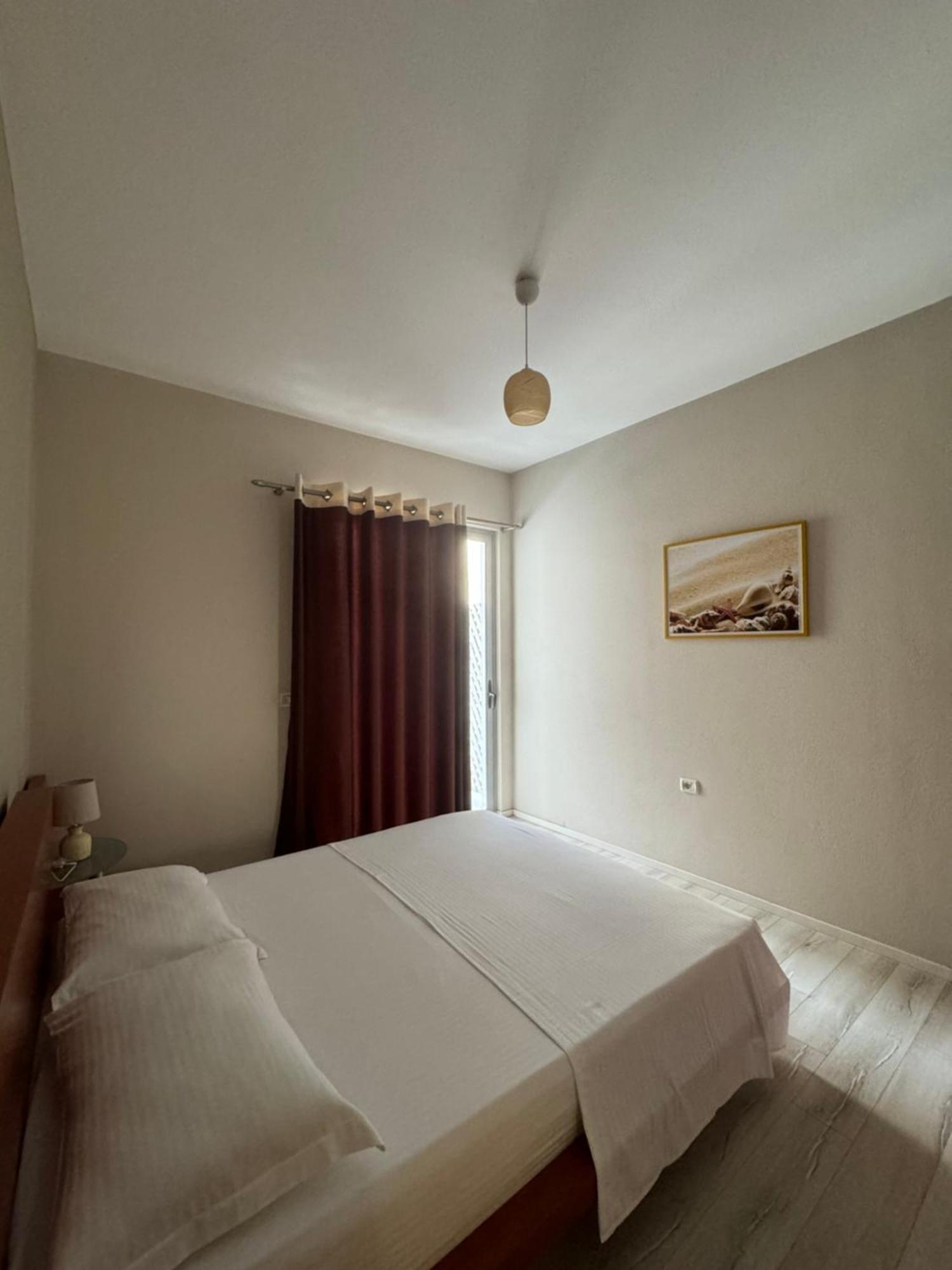 Violet'S Boutique Apartments Sarande Ngoại thất bức ảnh
