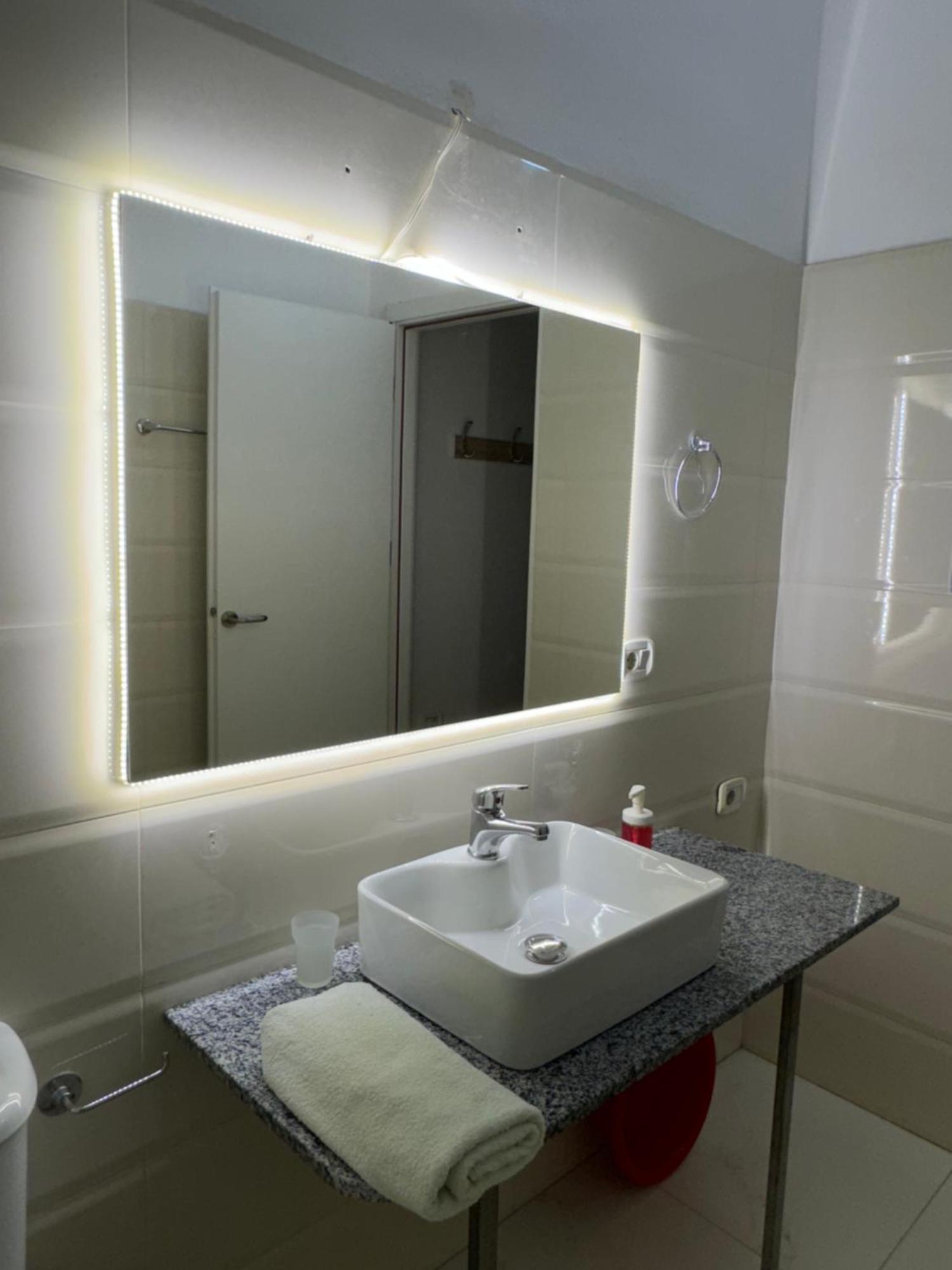Violet'S Boutique Apartments Sarande Ngoại thất bức ảnh
