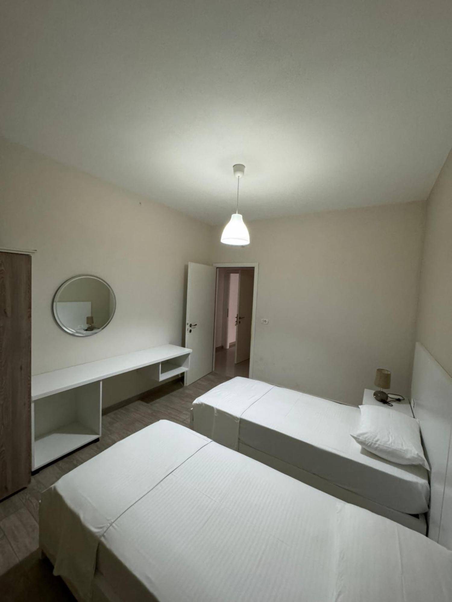 Violet'S Boutique Apartments Sarande Ngoại thất bức ảnh