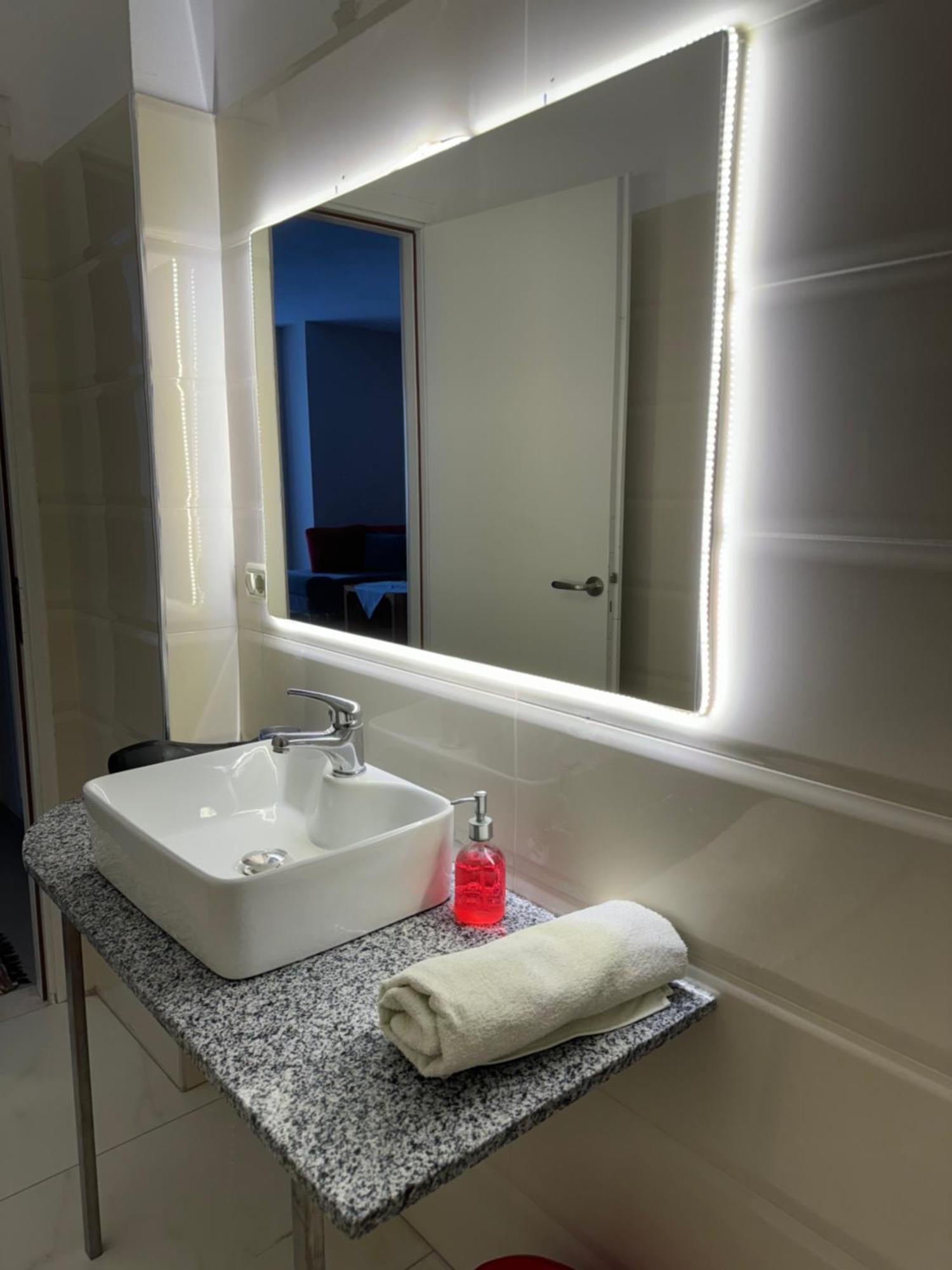 Violet'S Boutique Apartments Sarande Ngoại thất bức ảnh