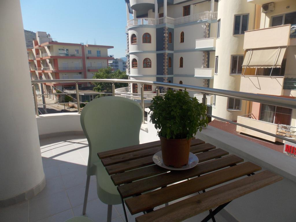 Violet'S Boutique Apartments Sarande Ngoại thất bức ảnh